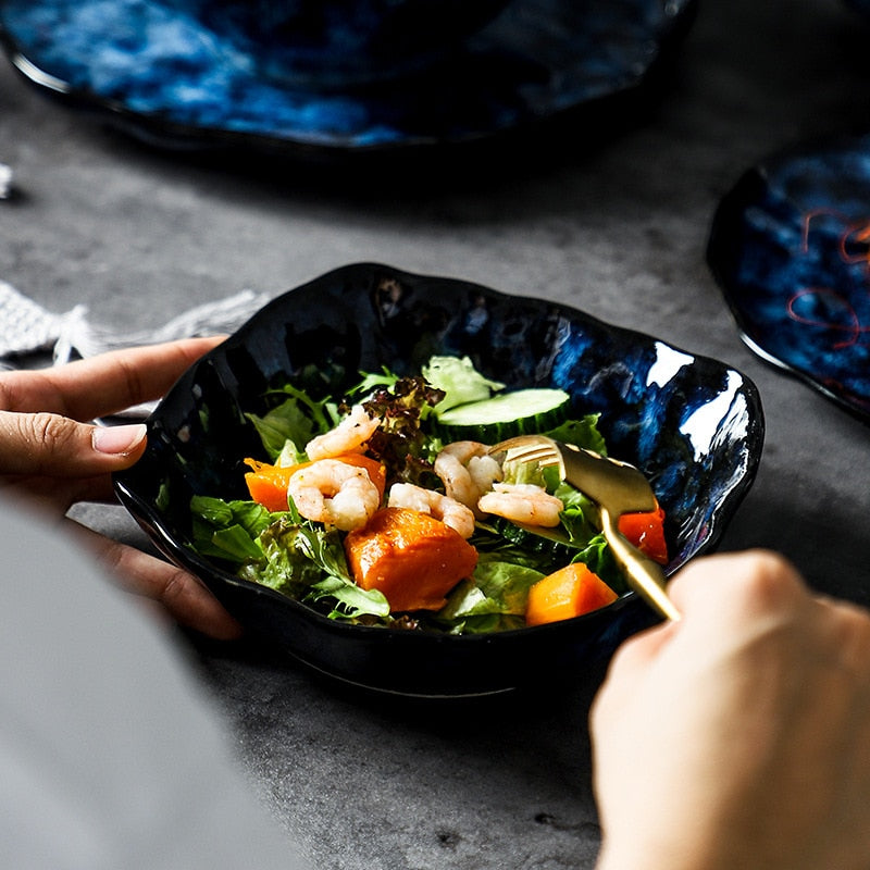 Assiettes et bols en céramique