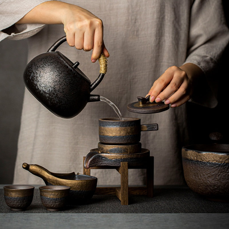 théière en céramique japonaise avec 6 tasses